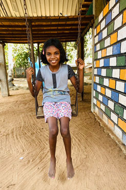 Nethsarani ist ein neunj&auml;hriges M&auml;dchen, bekannt f&uuml;r ihre s&uuml;&szlig;e Stimme und ihre au&szlig;ergew&ouml;hnliche Ehrlichkeit