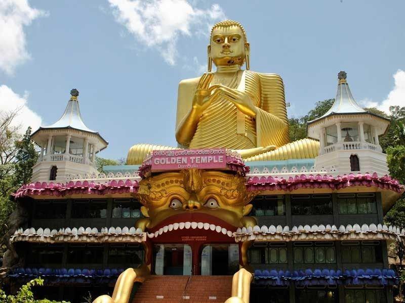 Goldener Tempel in Dambulla