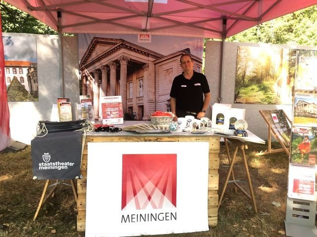 Mit einem Stand der Meiningen GmbH bei der Messe Parkwelten