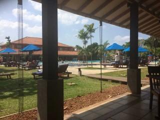 Hotel Palm Bay mit Blick auf den Pool