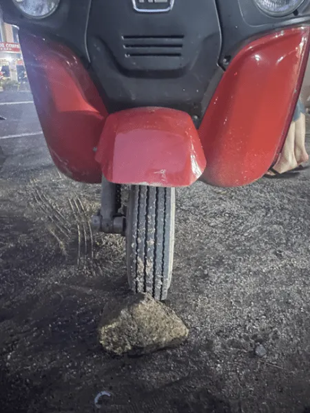 Die neue Handbremse f&uuml;r das Tuk Tuk