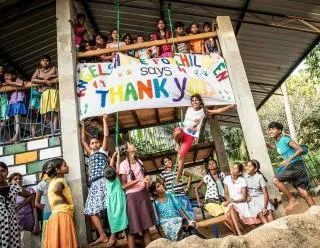 Die  M&auml;dchen vom Angels Home in Marawila, Sri Lanka, sagen Dankesch&ouml;n!