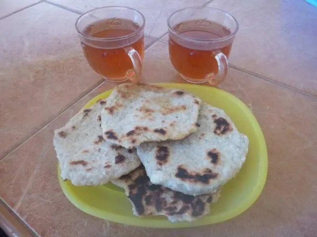 Roti zum Tee