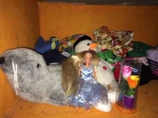 Pl&uuml;schtiere und Puppen