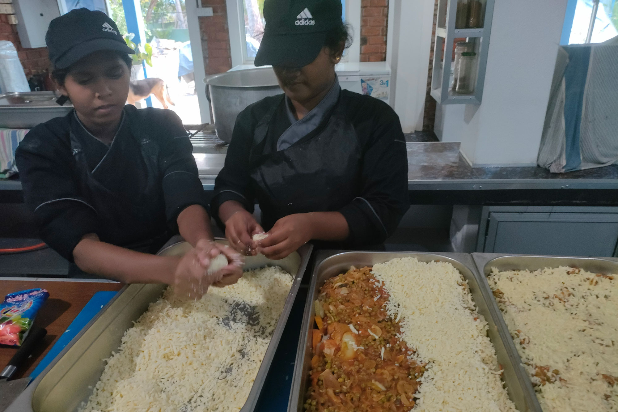 Jetzt wird der K&auml;se noch dr&uuml;ber gestreut