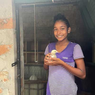 K&uuml;kenmama Shanika zeigt uns heute die H&uuml;hner.